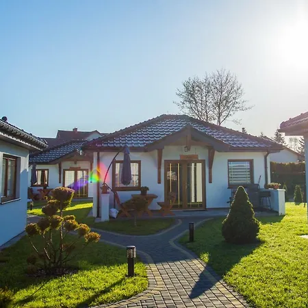 Letniskowe Deluxe * دومبكي